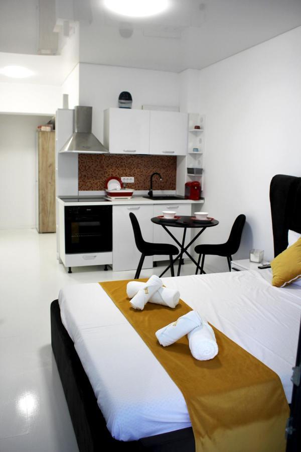 Apartment Mirage